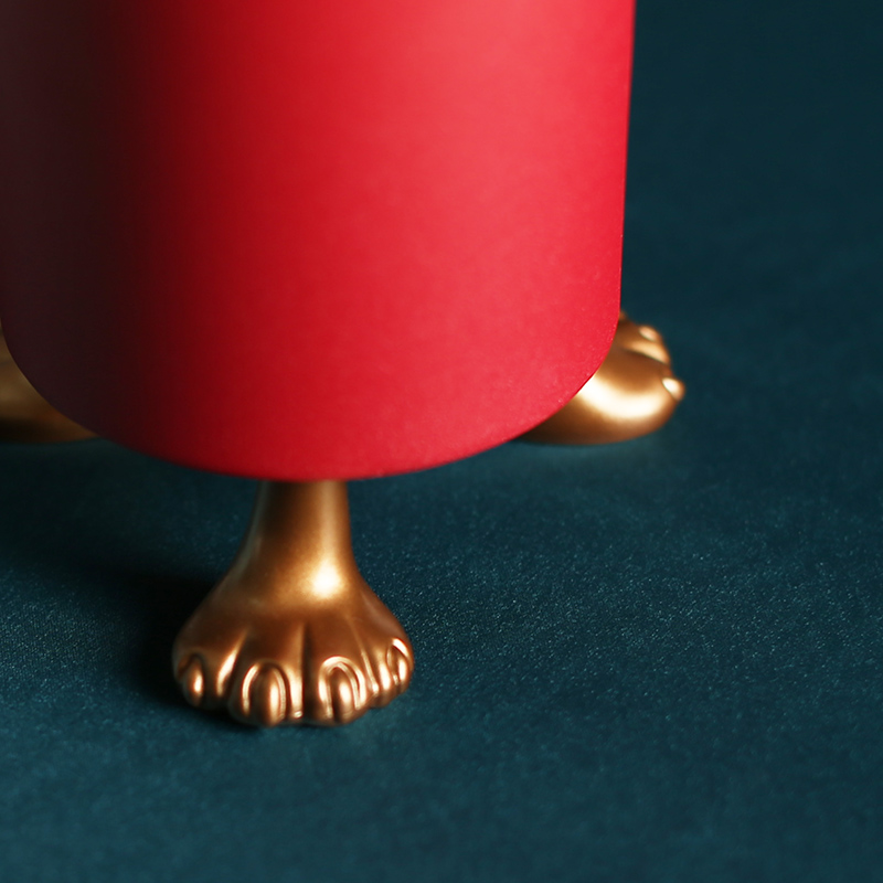 Abstract Cat Foot Cylindrical Metal Ashtray