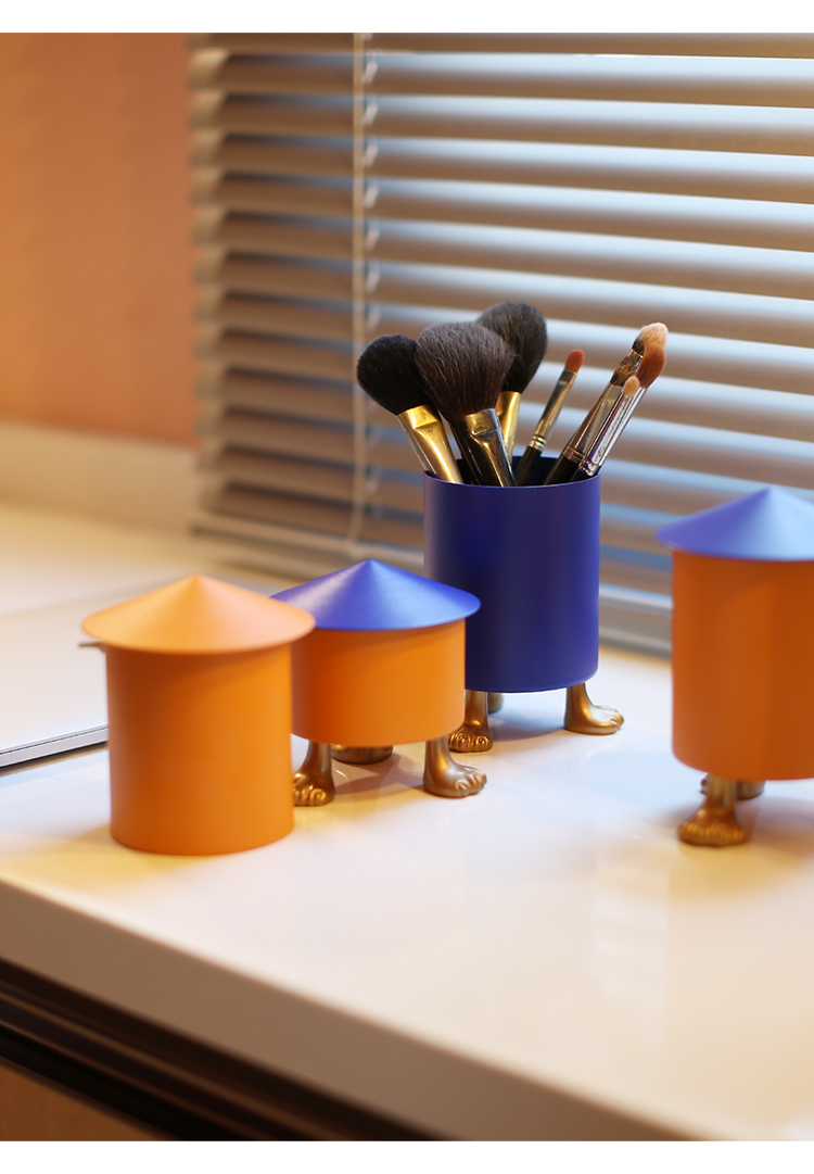 Fun Cat Foot Desktop Pen Holder Office Organizer