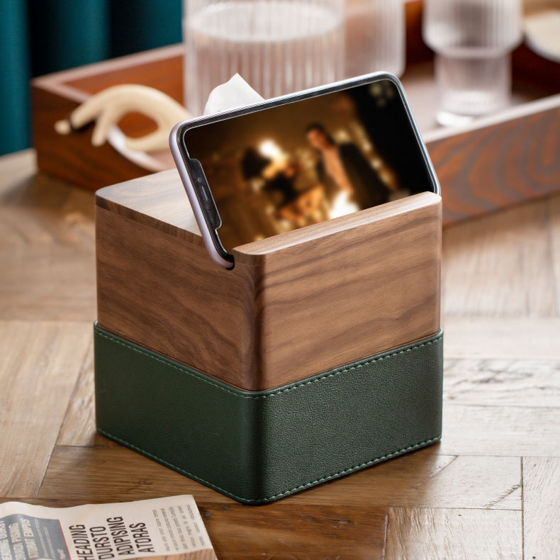 Classic Hollow Out Telescopic Wood Tissue Box Desktop Organizer