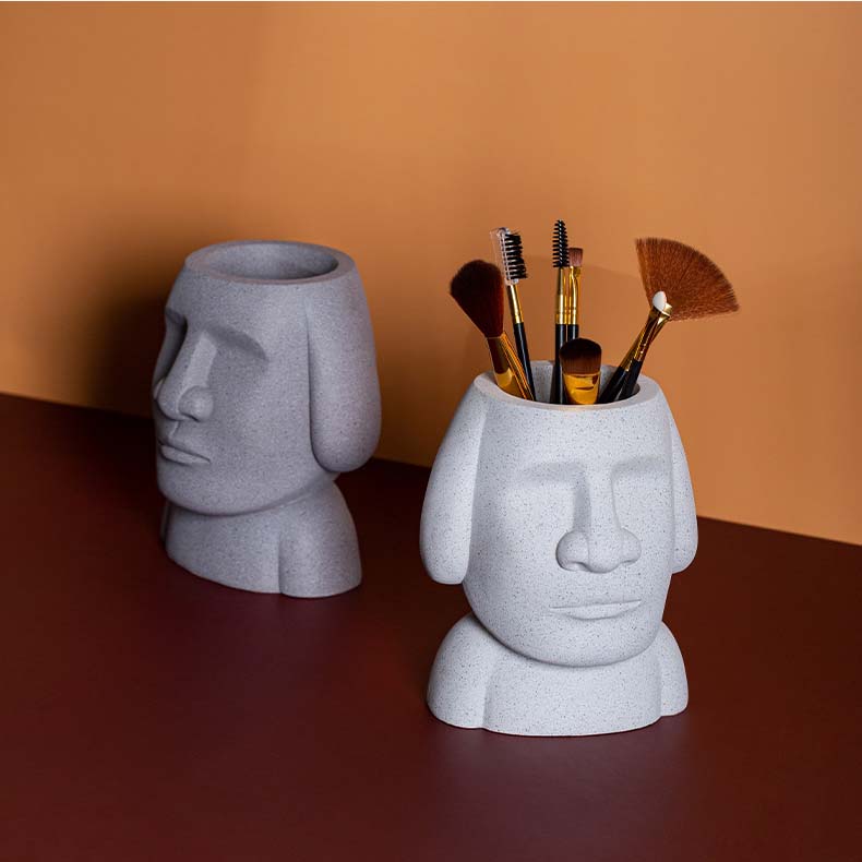 Easter Island Retro Art Pen Holder Desktop Decoration