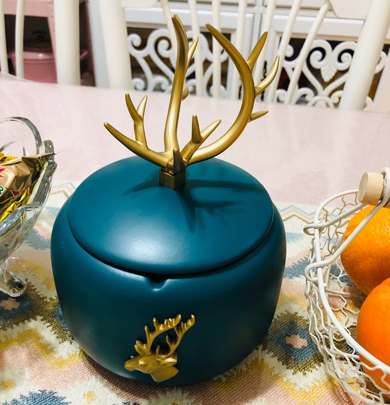 Golden Antlers Living Room Dark Green Ceramic Ashtray