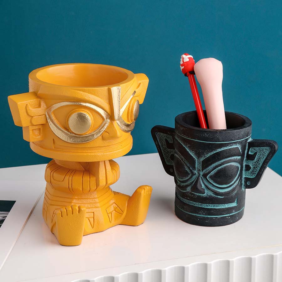 Retro Imitation Antique Abstract Mask Organize Storage Pen Holder