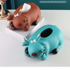 Whimsical And Funny Expression Cow Desktop Decoration Tissue Box